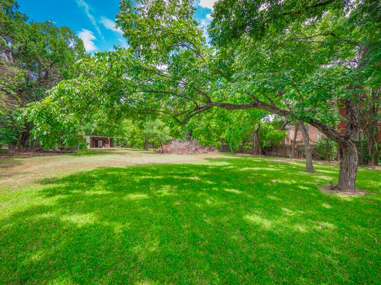 More Photos Of 1806 Fortview Rd, Austin Land For Sale