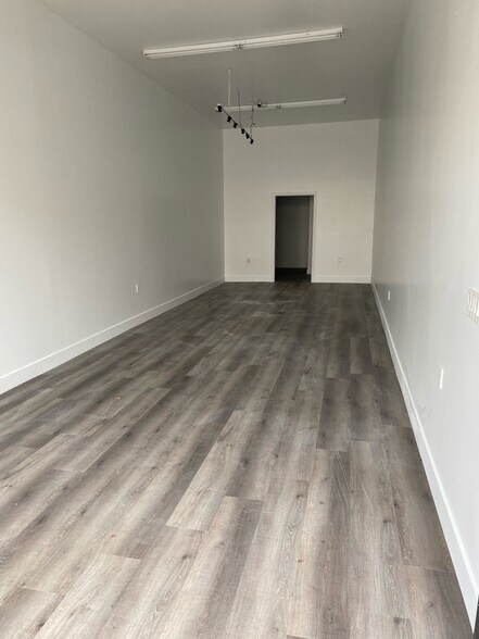 More Photos Of 2550-2564 Zoe Ave, Huntington Park Freestanding For Lease