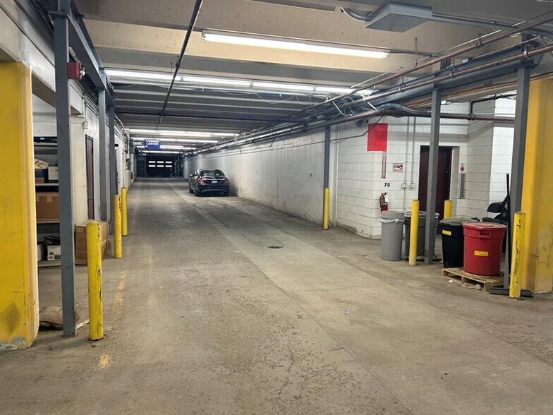 More Photos Of 14900 Technology Dr, Eden Prairie Manufacturing For Sale