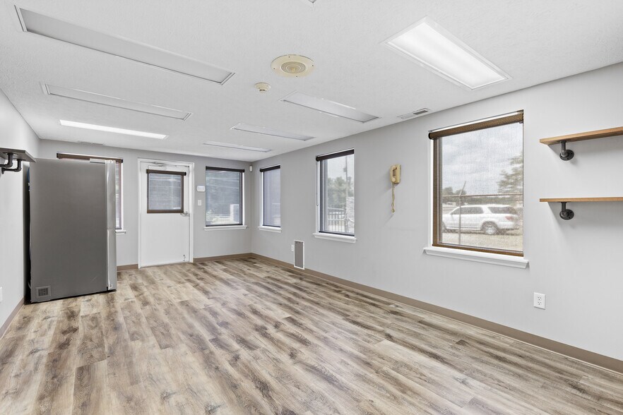 More Photos Of 12820 Dayton Pike, Soddy Daisy Medical For Sale