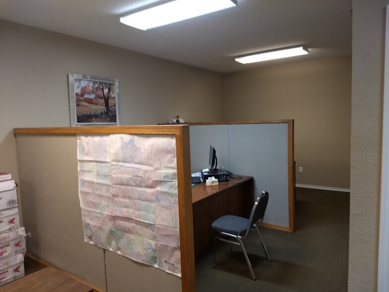 More Photos Of 4101 Highway 180 E, Mineral Wells Office For Sale