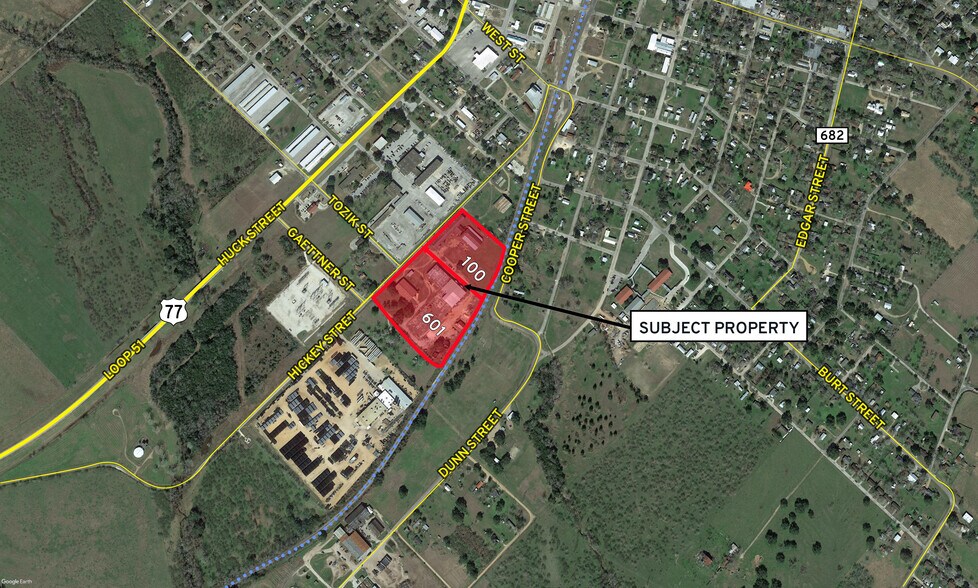 More Photos Of 100 & 601 Hickey, Yoakum Land For Sale