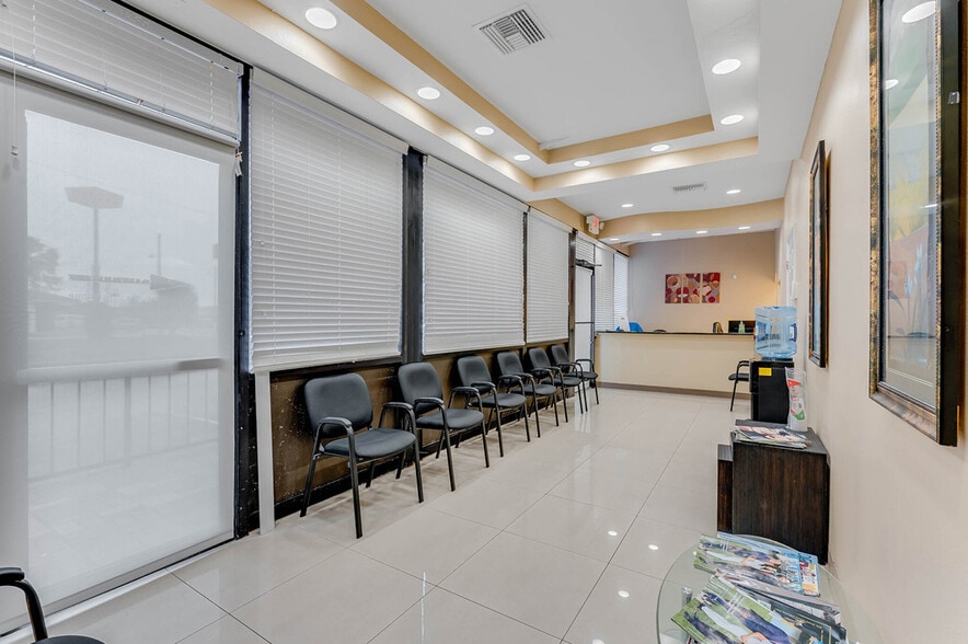 More Photos Of 2037 E Irlo Bronson Memorial Hwy, Kissimmee Medical For Lease