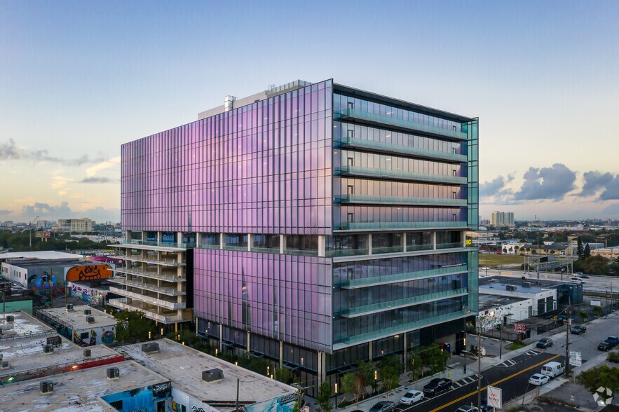 More Photos Of 545 NW 26th St, Miami Office For Lease
