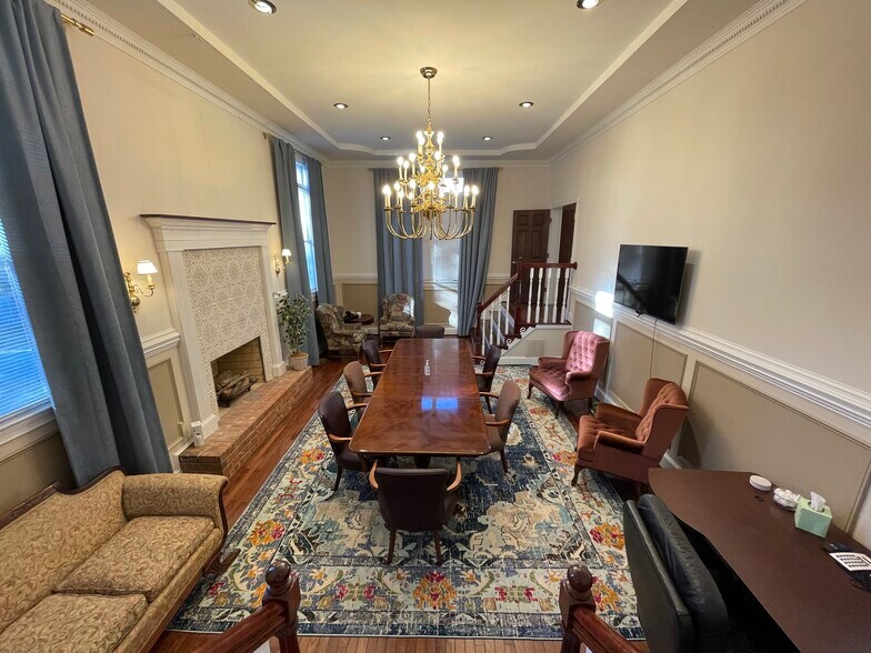 More Photos Of 1495 Remount Rd, North Charleston Office Residential For Sale