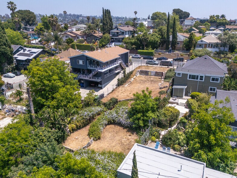 More Photos Of 1311 Waterloo St, Los Angeles Land For Sale