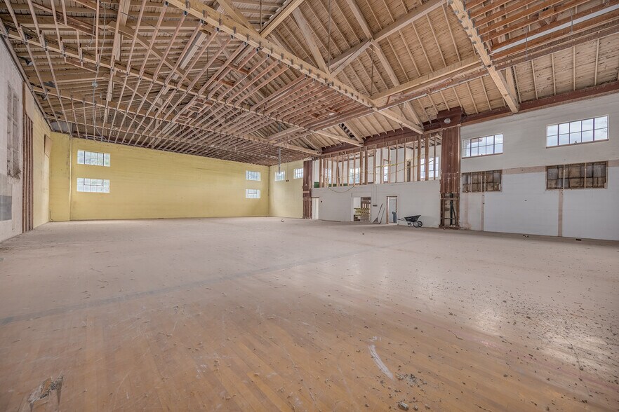 More Photos Of 2155 Paddock Ave, Weiser Office For Sale