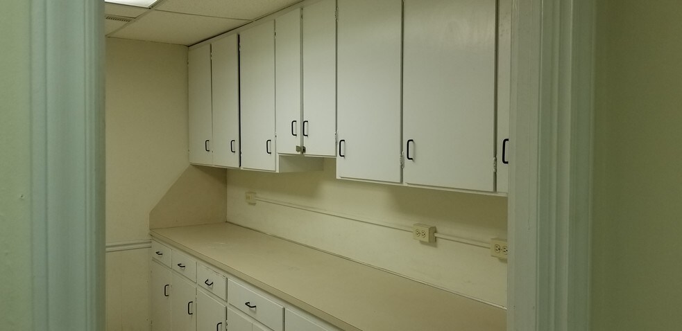 More Photos Of 318 S South St, Gastonia Office For Lease