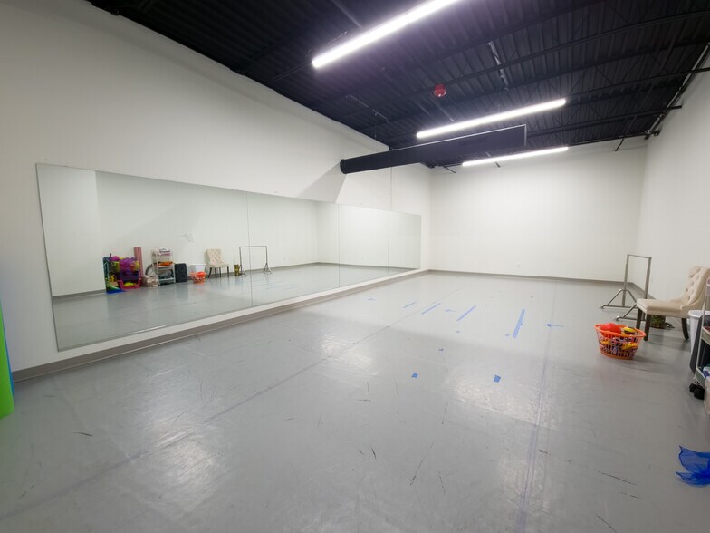 More Photos Of 770 Broadway, Raynham Storefront Retail Office For Lease