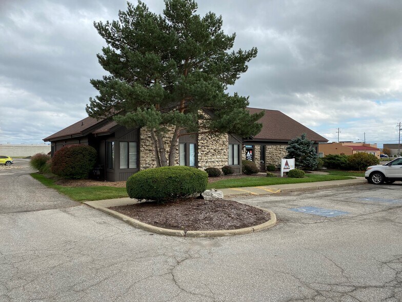 More Photos Of 2291-2293 Village Park Ct, Mansfield Medical For Lease