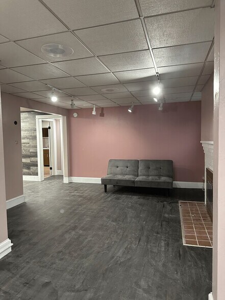 More Photos Of 1231 Mohawk St, Utica Apartments For Lease