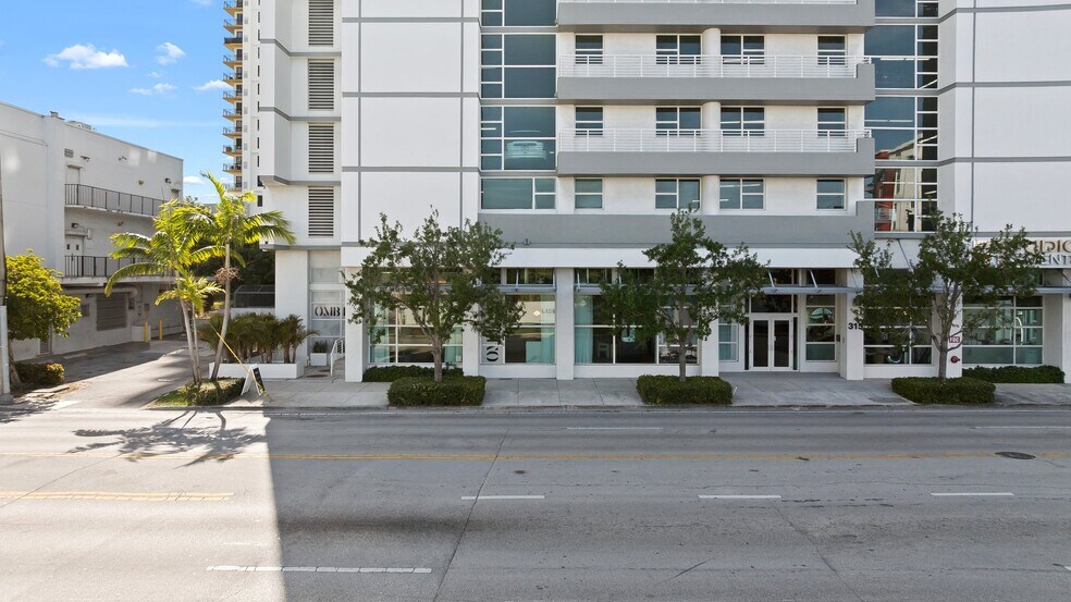 More Photos Of 315 NE 3rd Ave, Fort Lauderdale Multifamily For Sale