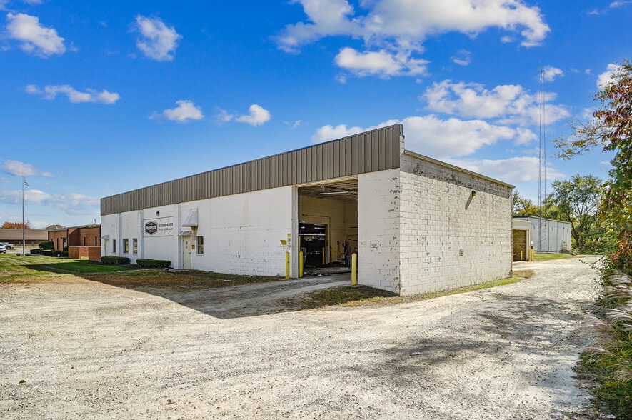 More Photos Of 5589 W National Rd, Springfield Warehouse For Sale