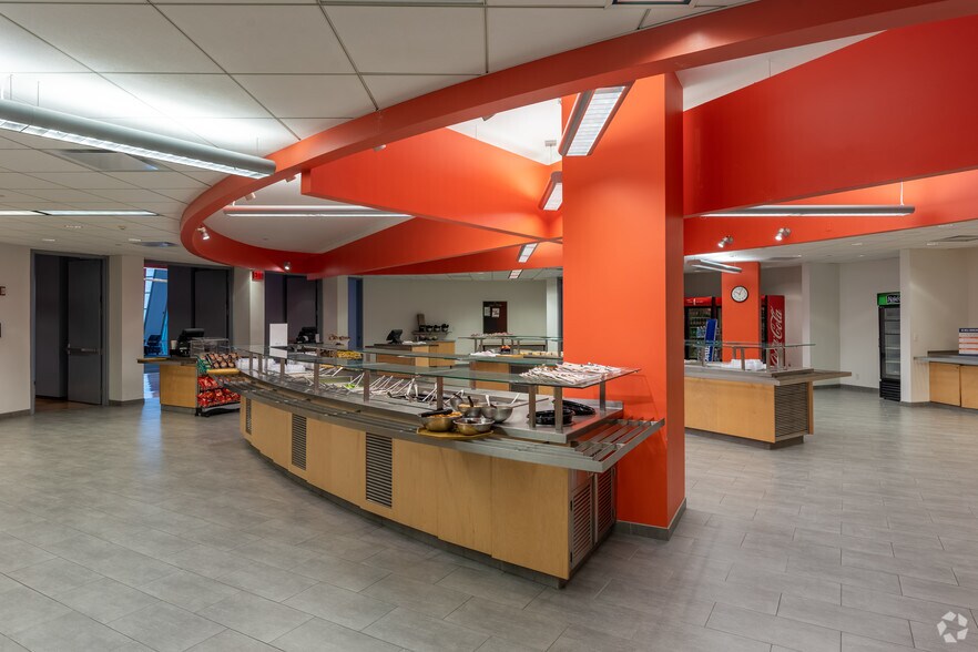 More Photos Of 3800 Golf Rd, Rolling Meadows Office For Lease