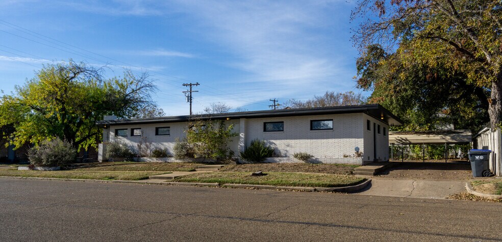 More Photos Of 1501 N 25th St, Waco Medical For Sale