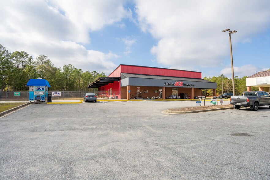 More Photos Of 3321 Holley Rd, Lizella Freestanding For Sale