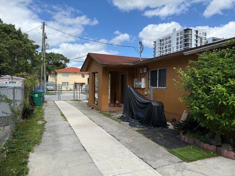 More Photos Of 1728 NW 15th St, Miami Apartments For Sale