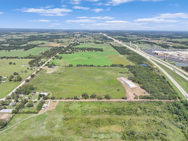 More Photos Of US-77, Thackerville Land For Sale