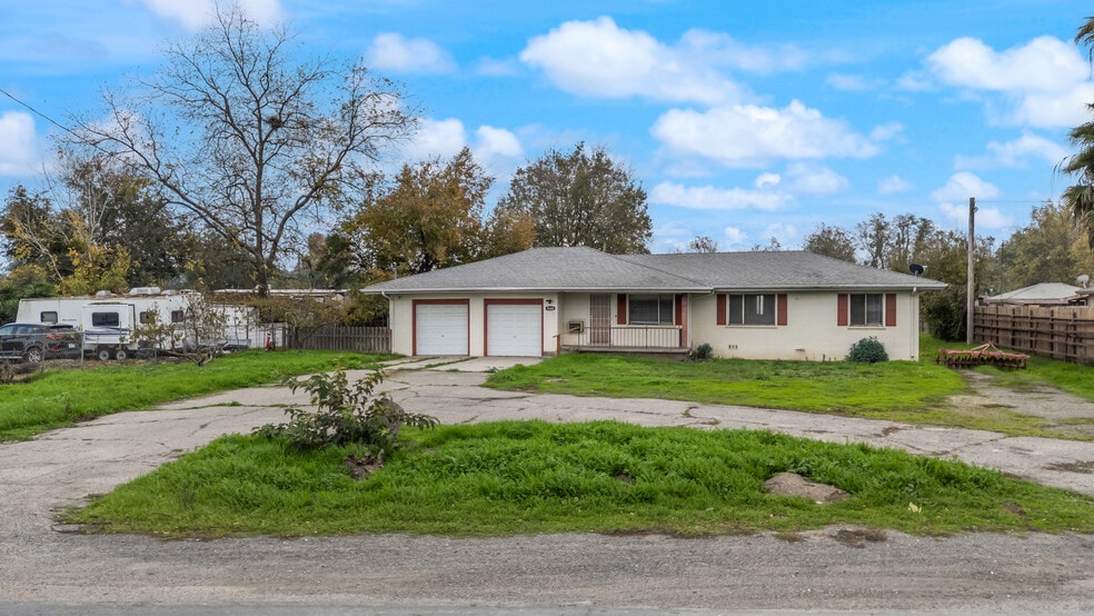 More Photos Of 9676 S Airport Way, Manteca Specialty For Sale