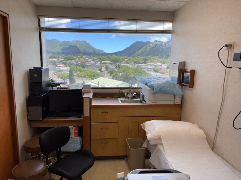 More Photos Of 321 N Kuakini St, Honolulu Medical For Sale