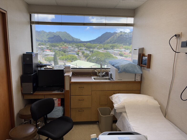 More Photos Of 321 N Kuakini St, Honolulu Medical For Sale