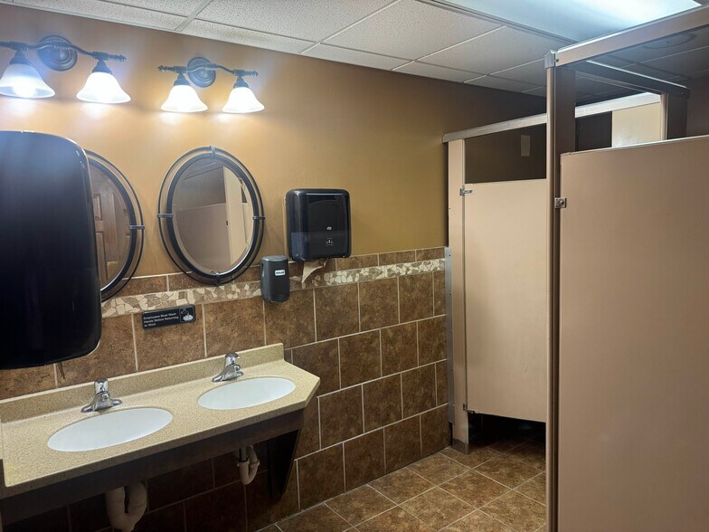 More Photos Of 1504 Center Ave W, Dilworth General Retail For Lease