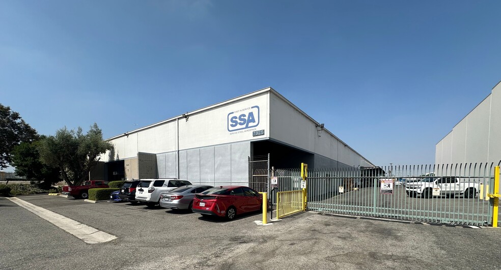 Primary Photo Of 7925 Crossway Dr, Pico Rivera Warehouse For Lease