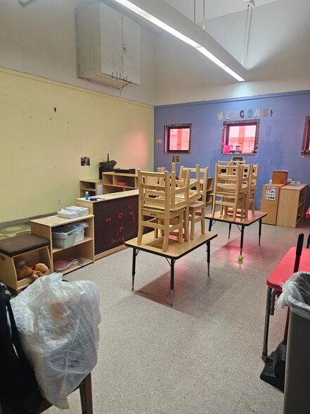 More Photos Of 2800 Caroline St, Saint Louis Specialty For Sale