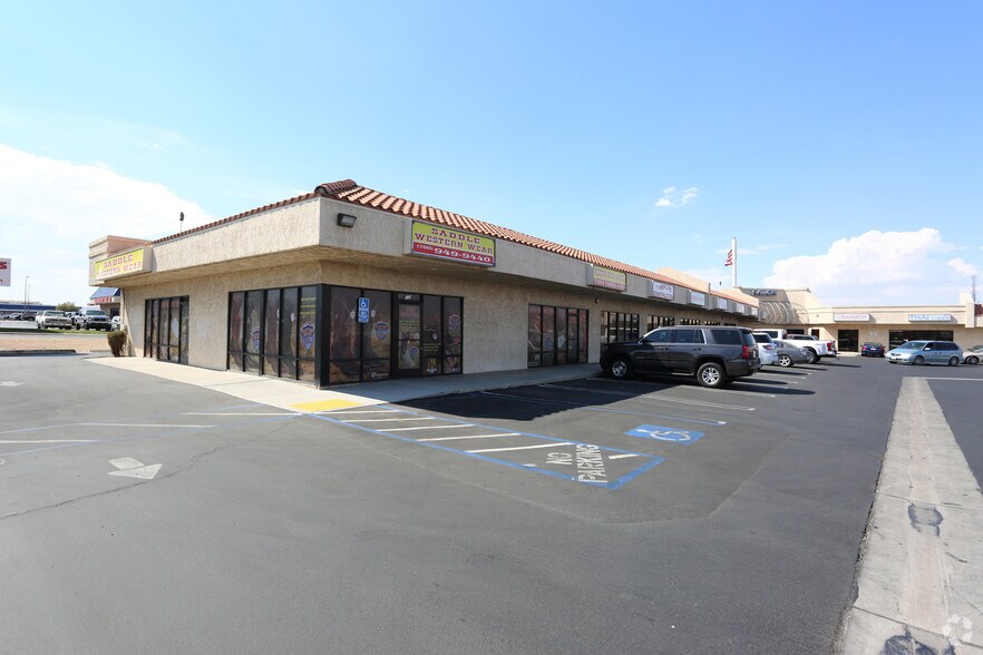 More Photos Of 15800 Main St, Hesperia General Retail For Lease