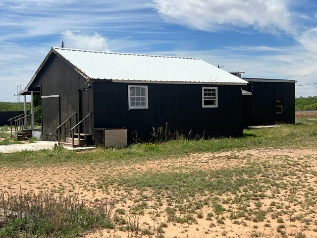 More Photos Of 6226 US-180 Hwy, Snyder Specialty For Sale