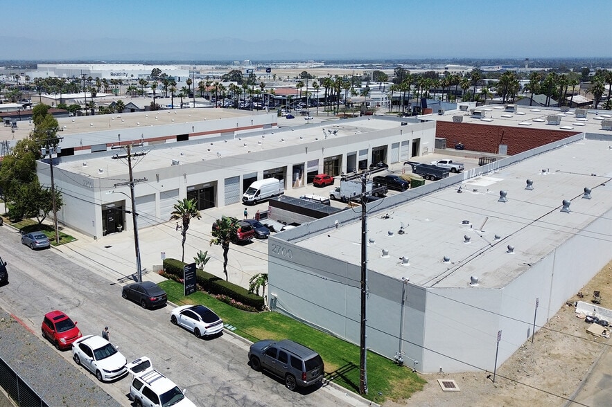 More Photos Of 2700 Rose Ave, Signal Hill Warehouse For Sale