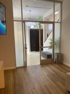 More Photos Of 522-524 N Avalon Blvd, Wilmington Storefront Retail Office For Sale