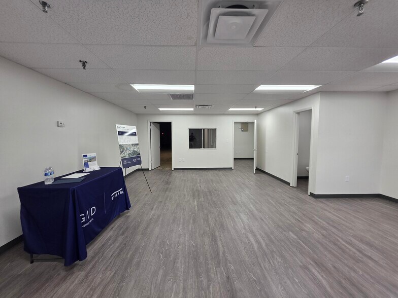 More Photos Of 503-553 W Grant St, Orlando Warehouse For Lease
