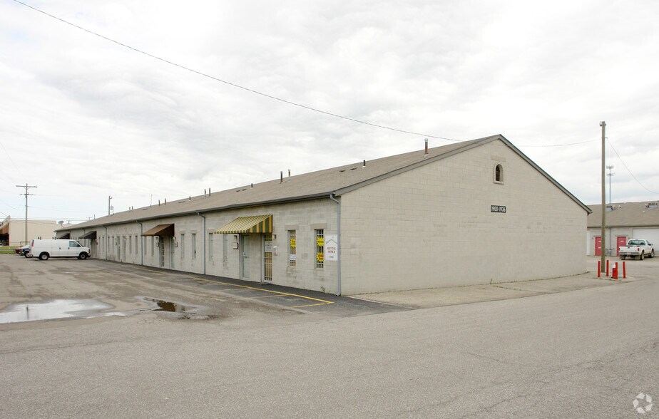 More Photos Of 1900-1936 Britains Ln, Columbus Warehouse For Lease