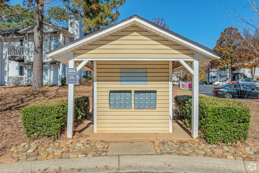 More Photos Of 115 Rock Quarry Rd, Stockbridge Apartments For Sale