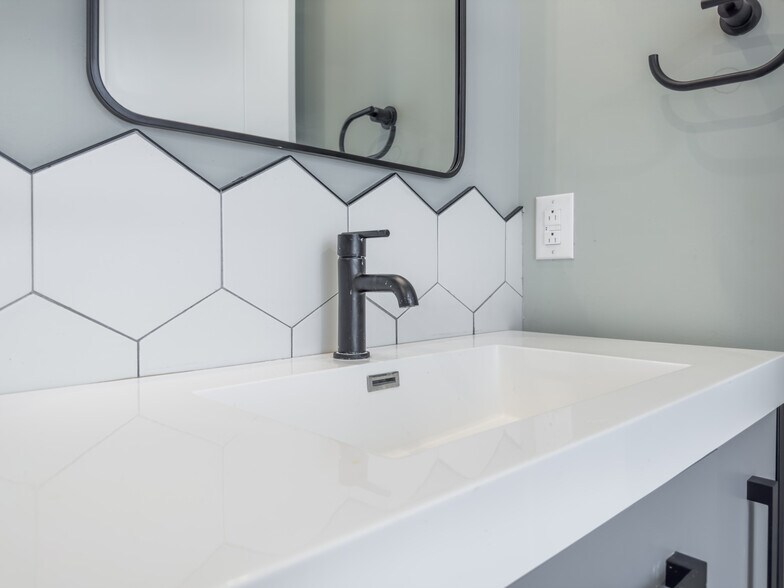 More Photos Of 1723 Ridge Ave, Philadelphia Apartments For Sale