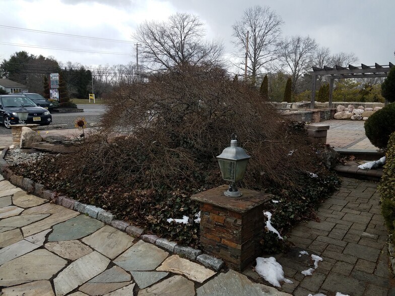 More Photos Of 434 Oakshade Rd, Shamong Garden Center For Sale
