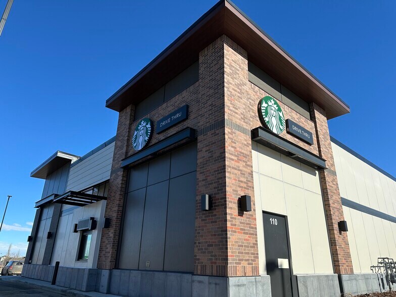 More Photos Of 661 Wye Rd, Sherwood Park Unknown For Lease