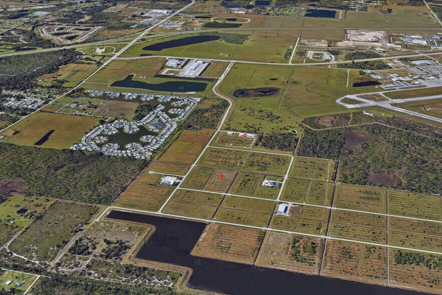 More Photos Of 8411-8419 Duffie Dr, Punta Gorda Industrial For Sale