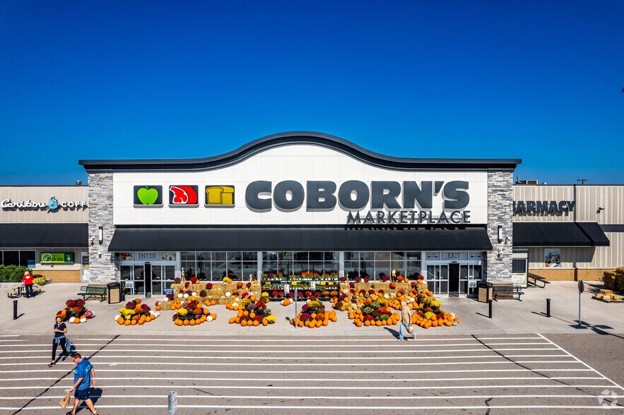 More Photos Of 1300-1490 N Babcock Blvd, Delano Unknown For Lease