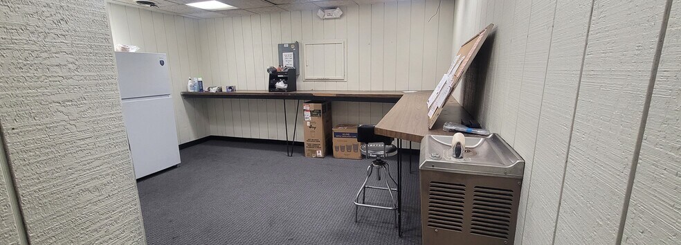 More Photos Of 1120 Oak Hill Ave, Youngstown Warehouse For Lease