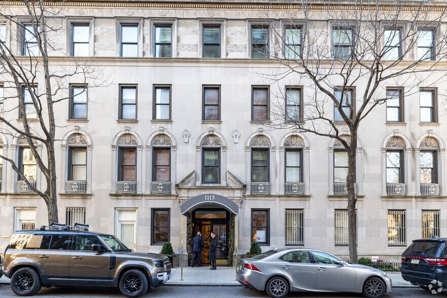 More Photos Of 1115 Fifth Ave, New York Apartments For Lease