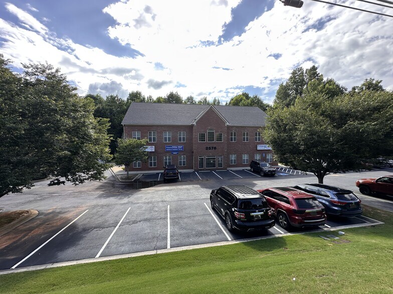 More Photos Of 2576 Lawrenceville Suwanee Rd, Suwanee Medical For Lease