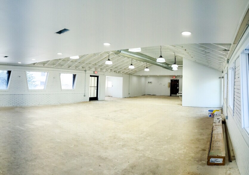 More Photos Of 735 W Broadway, Centralia Fast Food For Lease