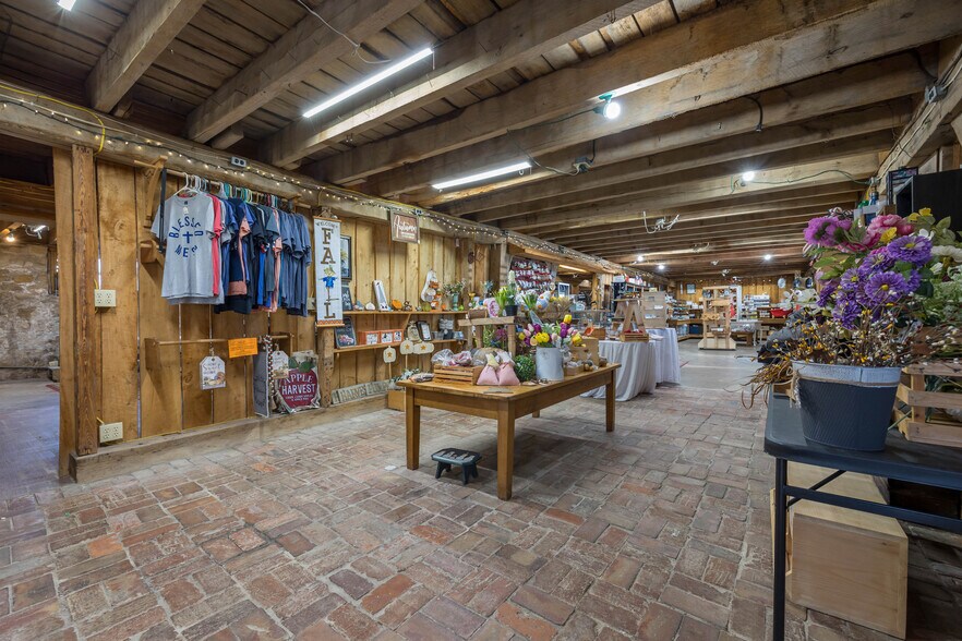 More Photos Of 8724 US Highway 68 N, West Liberty General Retail For Sale