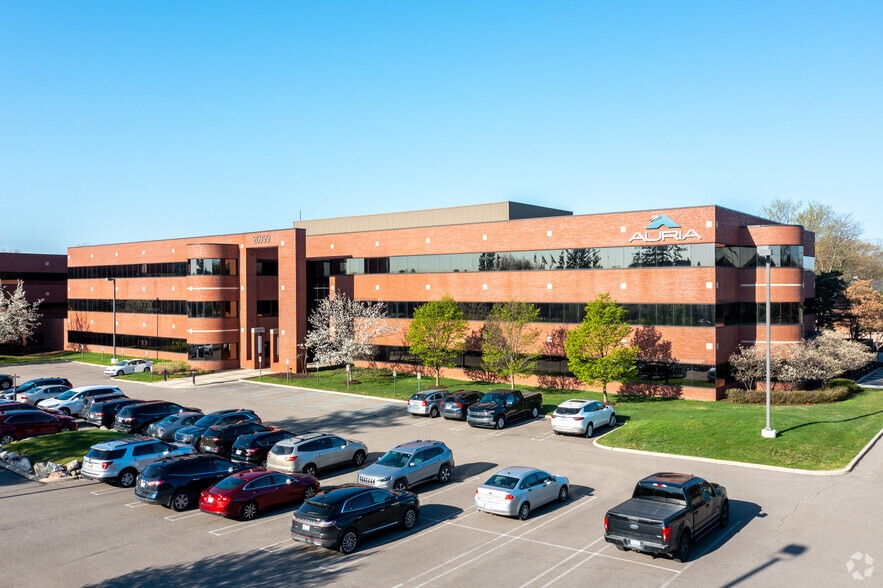 More Photos Of 26777-26999 Central Park Blvd, Southfield Office For Lease