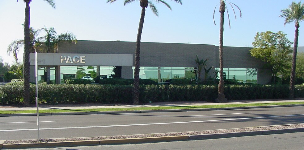 More Photos Of 3731 E University Dr, Phoenix Office For Lease