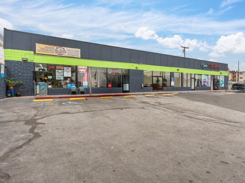 More Photos Of 202-204 E Imperial Ave, El Segundo Storefront For Lease