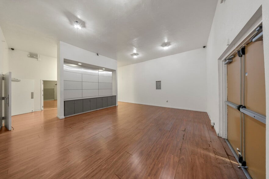 More Photos Of 701 H St, Modesto Loft Creative Space For Sale