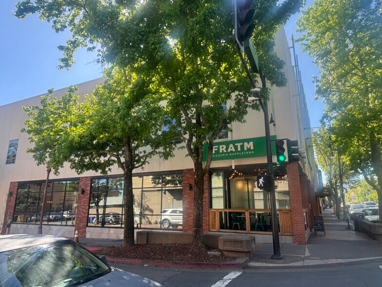 More Photos Of 901-907 4th St, San Rafael Restaurant For Sale